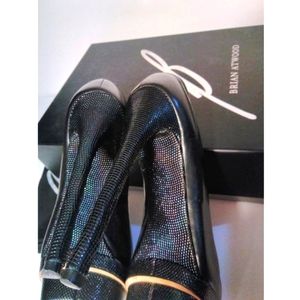 BRIAN ATWOOD 6.5 M BLACK LEATHER & IRIDESCENT PLATFORM HEELS w BOX & DUSTBAG